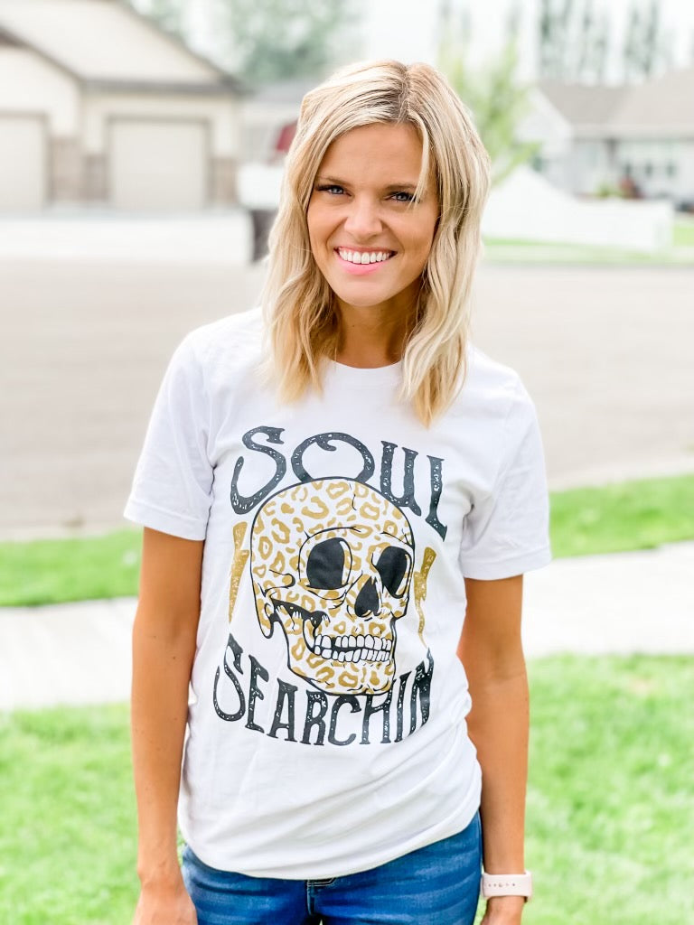 Soul Searching Tee - Black Feather Boutique